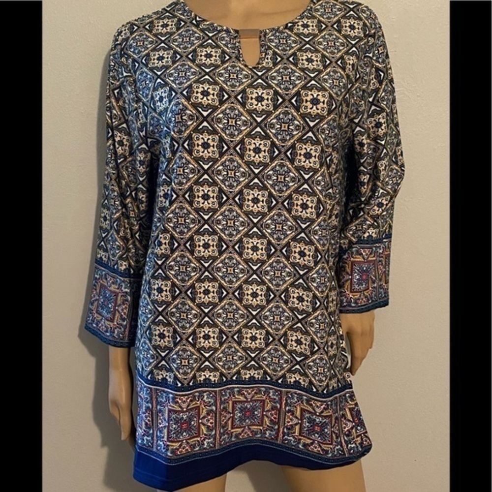 Cruise top blouse size M